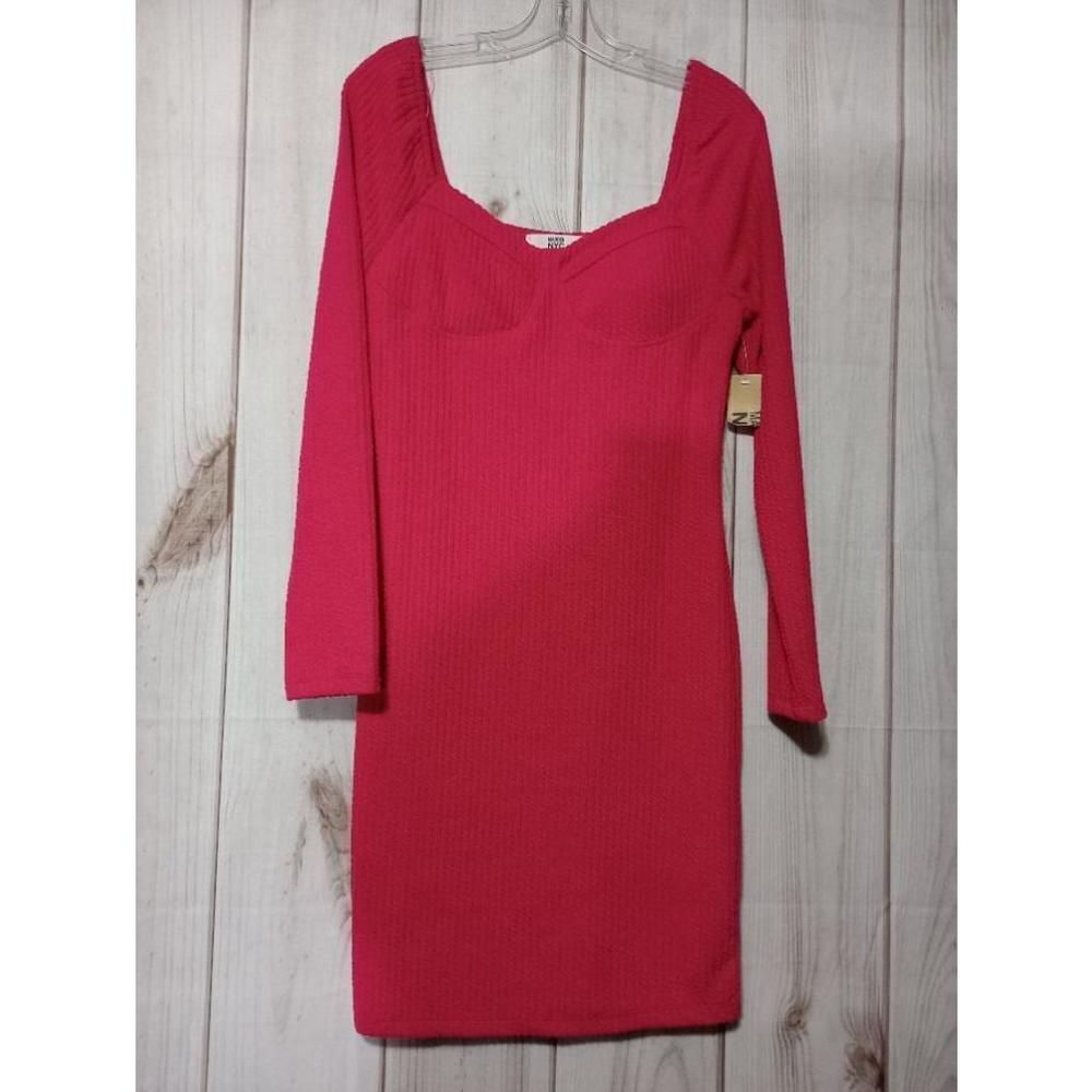 Madden NYC Hot Pink Ribbed Long Sleeve Bodycon‎ Dress Sweetheart Neck NWT L